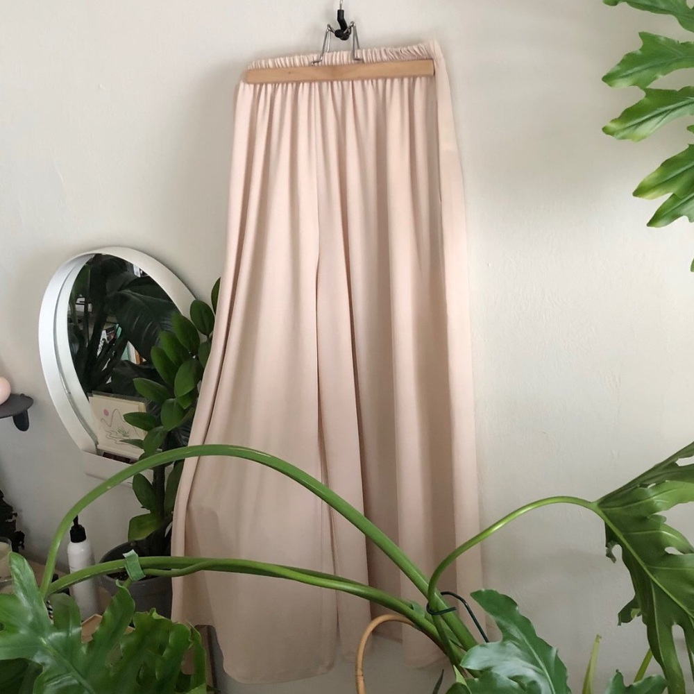 Oak + Fort wide blush/cream leg pants